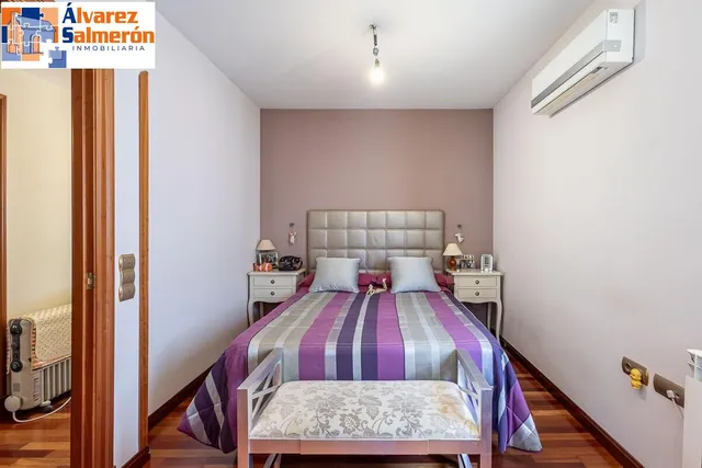 Chalet Exclusivo en Camino Bajo de Huétor — 12
