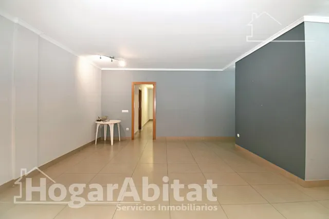 Espacio y libertad al aire libre en esta cómoda planta baja con terraza y patio — 15