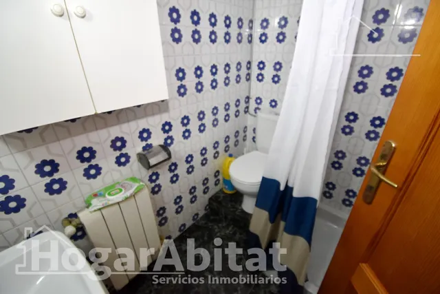 MAGNÍFICA CASA CON DOS VIVIENDAS INDEPENDIENTES Y TERRAZA, CERCA DEL CENTRO — 46