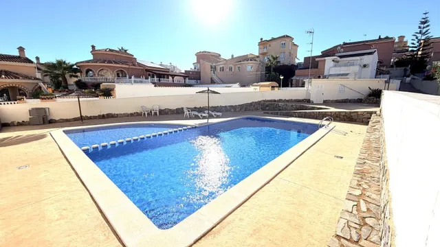 Casa 3 habitaciones 88m² en venta - Ciudad Quesada - foto 2