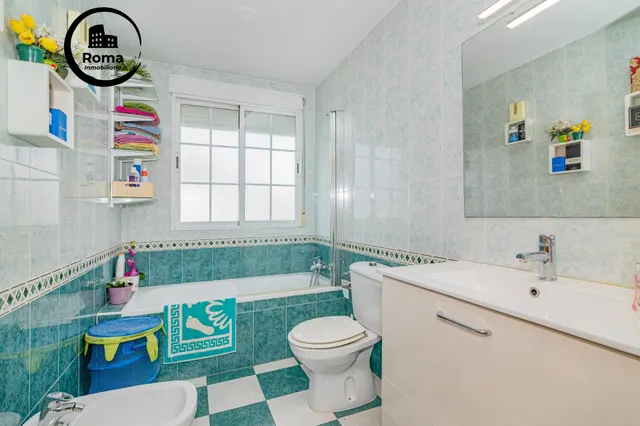 ¡AMPLIA CASA DE 4 DORMITORIOS, 3 BAÑOS Y CALEFACCIÓN CENTRAL EN LA ZUBIA! ✨ — 21