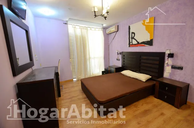 ¡MAGNÍFICO ADOSADO! AMPLIO Y LUMINOSO CON TERRAZA Y TRASTERO — 18