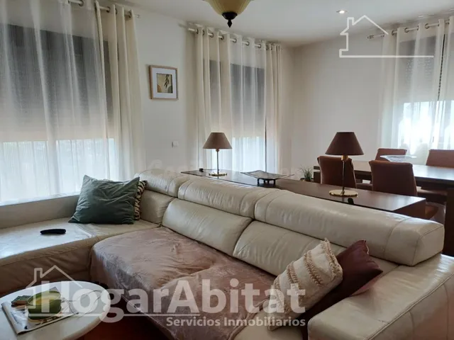 CHALET SEMINUEVO CON TERRAZA Y GARAJE — 3