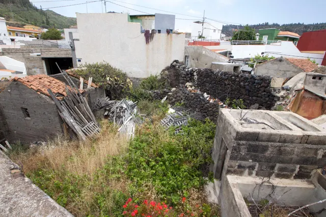 Terreno Urbano de 180 m2 en Pueblo Tranquilo — 16