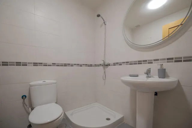 Espectacular piso de 3 dormitorios y 2 baños más cochera y trastero en el centro de Churriana de la Vega!!!!!!!!!!!!!!!!!!!!!!! — 24