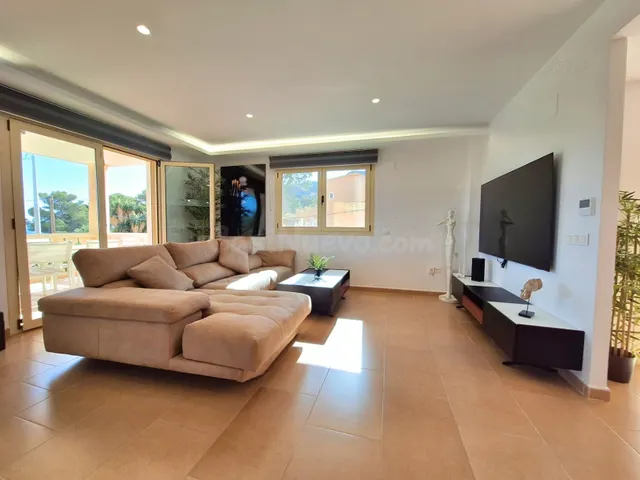 Villa con vistas en Calpe - foto 4