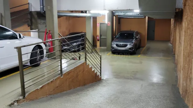 Parking 9m² en alquiler - Eixample - foto 5