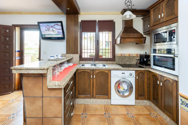 VIVIENDA PAREADA EN MONTELUZ — 27