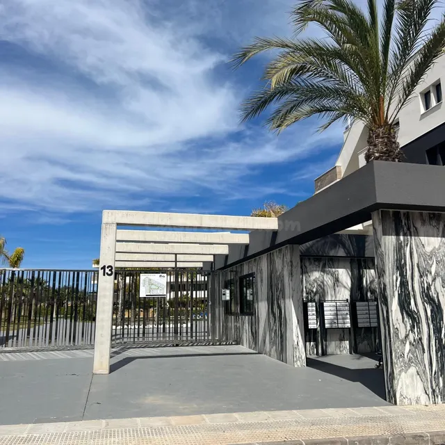 Moderno piso de Duli con plaza de garaje y trastero