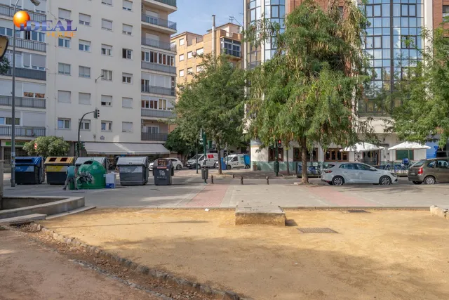 LOCAL ARABIAL-RECOLETOS — 33