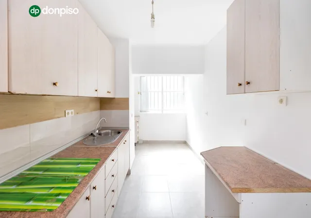 Piso en Venta en Casería De Montijo (Ganada) — 10