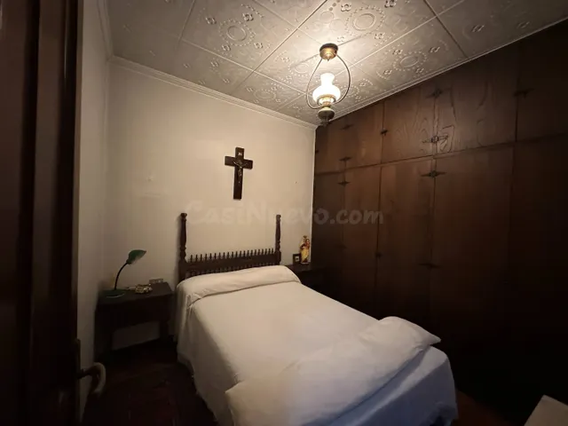 Oportunidad en el centro de Becerreá: Edificio + Casa tradicional con gran local — 40