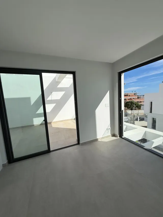 Tres Espectaculares áticos con vistas al mar y piscina privada. — 11