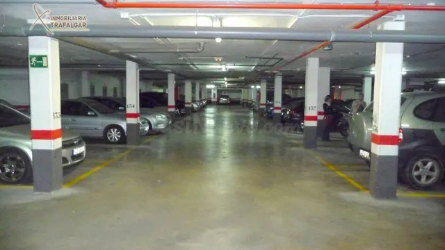 Amplia Plaza de Garaje y trastero en Valencia, Paseo Alameda