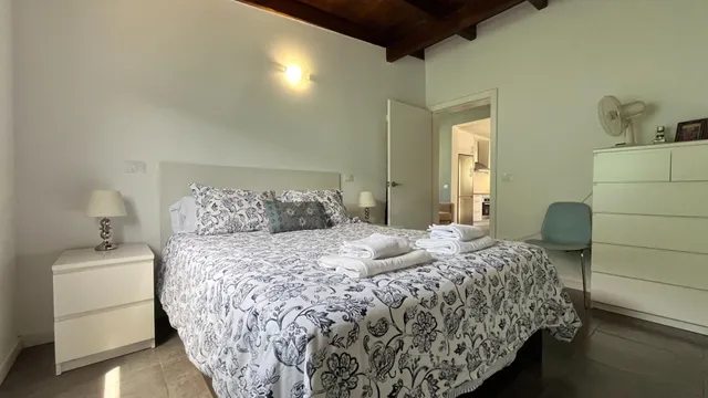 COMPLEJO RUSTICO CON 6 VIVIENDAS — 6