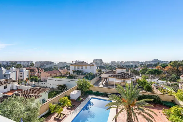 Chalet 5 habitaciones 318m² en venta - Centro — 6