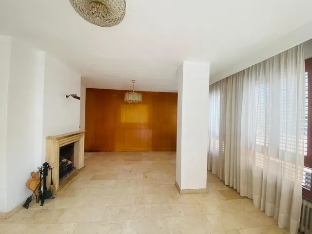 ✨ Amplio piso con gran potencial en Santa Catalina ✨ — 11