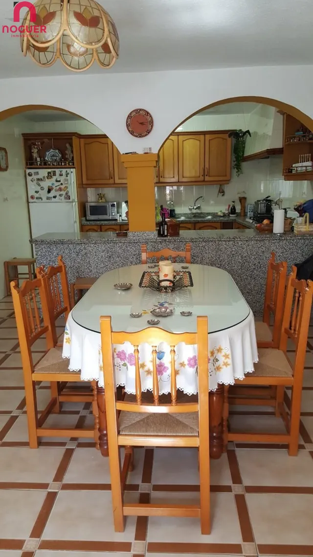 MAGNÍFICO CHALET EN INMEJORABLE ZONA — 13