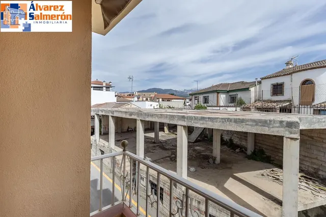 CHALET ADOSADO EN OGIJARES ( GRANADA) — 35