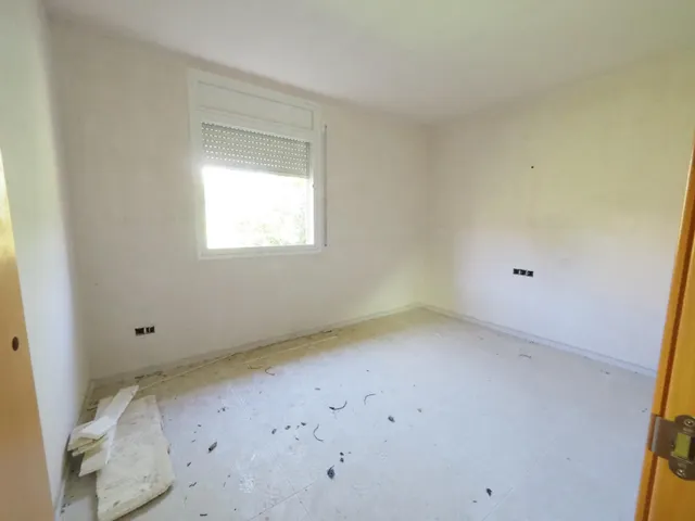 SE VENDE CASA EN LA TORRE DE CLARAMUNT, ZONA LES PINEDES DE L'ARMENGOL — 4
