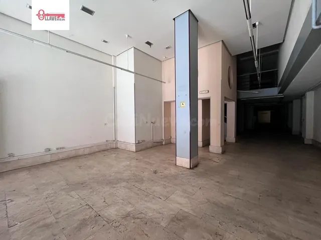 Local comercial 1224m² en venta - Gamonal - foto 4