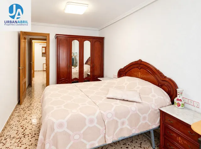 Amplio Piso en El Campello Pueblo a la Venta por €210,000 — 6