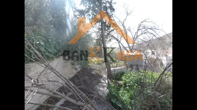 SE VENDE CASA ANTIGUA EN BERJA ZONA MERCADO DE ABASTOS — 43