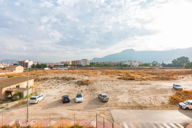 DÚPLEX 4 DORMITORIOS CON PLACAS SOLARES + VISTAS A LA MONTAÑA | ESQUINA — 46