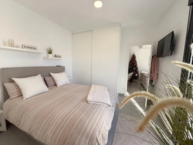 Villa en Roldán — 50