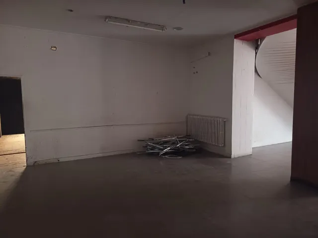 Edificio en Carcastillo. — 26