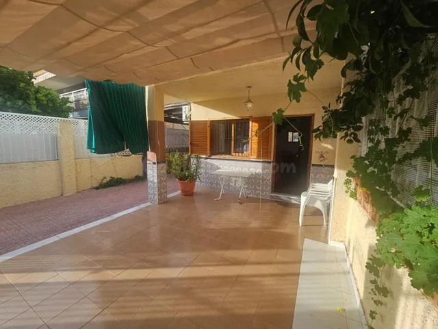Atractivo Adosado en Los Alcázares - Ideal para Disfrutar de - foto 4