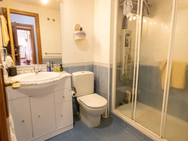 ¡Tu Refugio Exclusivo en Playa de San Juan, Alicante! 🌊🏖️ — 11