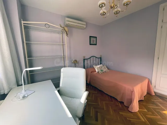 ¡CHICAS ESTUDIANTES! ÚLTIMA HABITACIÓN EN CHALET A COMPARTIR EN VILLANUEVA DE LA CAÑADA (MADRID). — 11