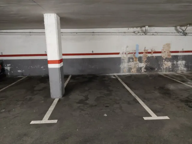 Plaça de parking de cotxe - Carrer de Nació — 2