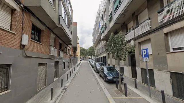 Venta piso en Badalona (Barcelona) — 2