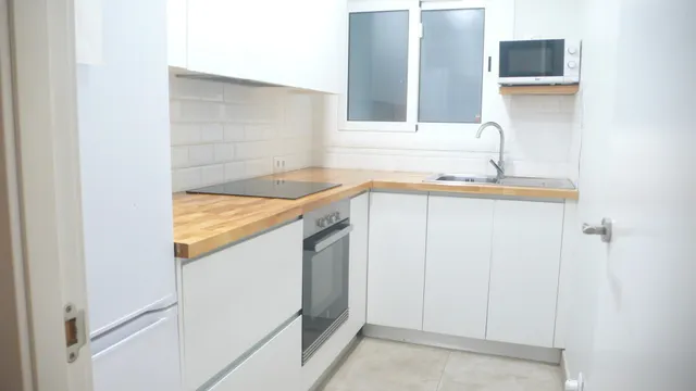 Piso reformado en venta en Carrer Sant Isidre, El Poble Sec - Parc de Montjuïc — 16