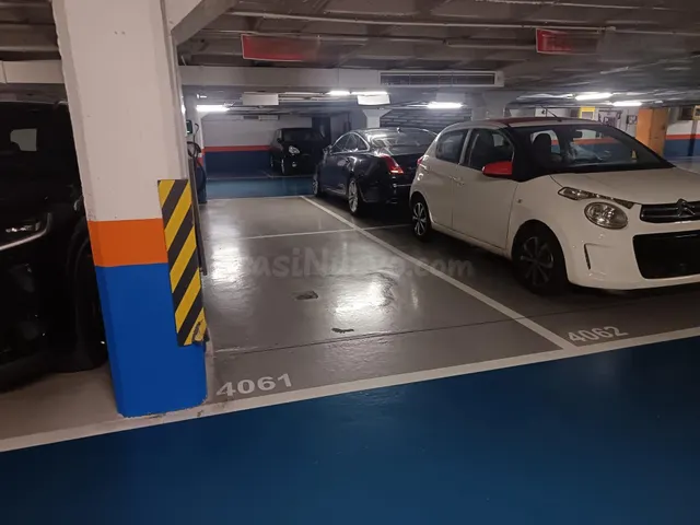 Garaje 27m² en alquiler - Centro - foto 5