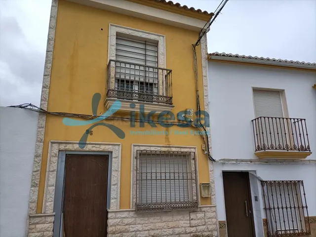 Veta de Casa adosada en Baena - Córdoba