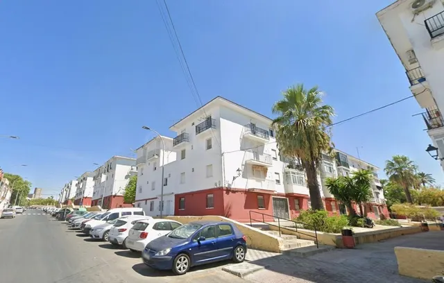 VENTA DE PISO EN UTRERA. ACTIVO INMOBILIARIO SIN POSESIÓN, N
