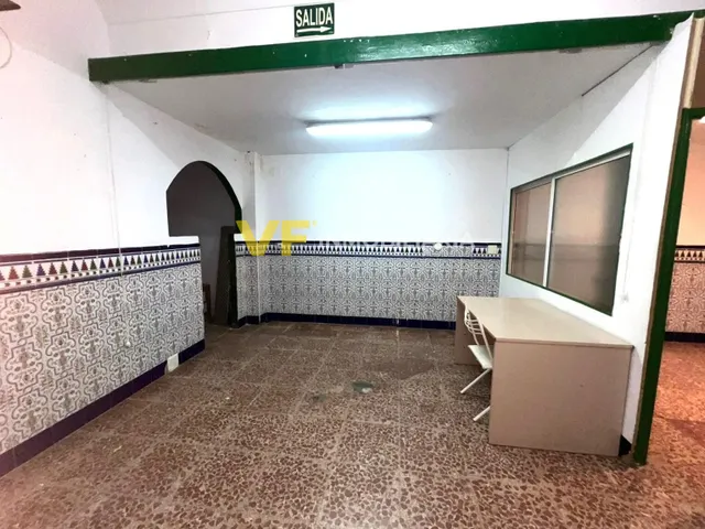 ¡Estupendo local en Olletas! — 6
