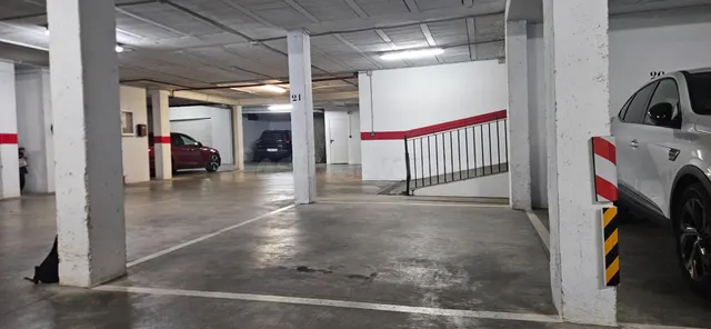 AMPLIA PLAZA DE GARAJE EN ZONA LOS PIRRALOS-CARLOS I - foto 4