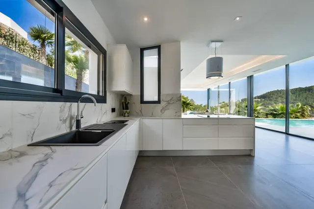 Villa 3 habitaciones 374m² en venta - Sol de Este - Puerta Fenicia — 8