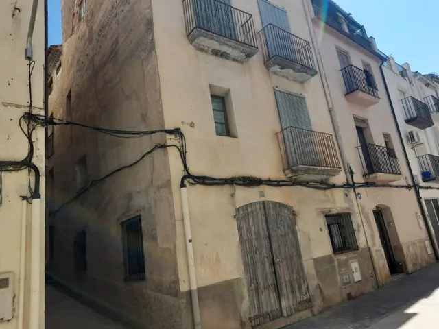 OPORTUNIDAD CASA DE PUEBLO EN GARCIA (Ribera d´Ebre) PARA RE