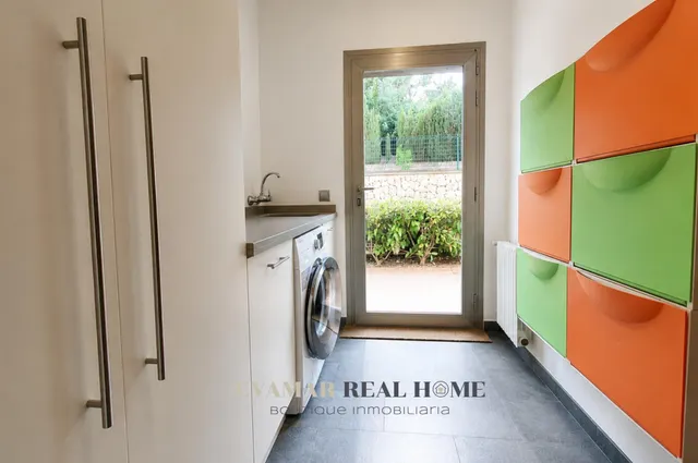 CHALET UNIFAMILIAR CON PISCINA DESBORDANTE Y VISTAS A LA SERRA DE TRAMUNTANA — 17