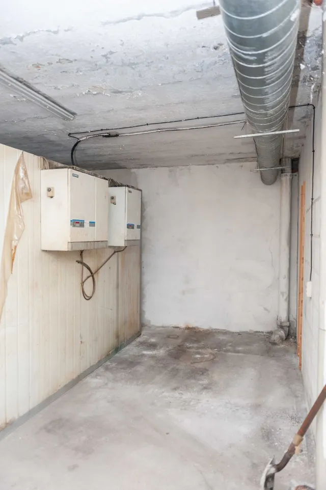 LOCAL EN VENTA EN EL CENTRO DE PONFERRADA — 19