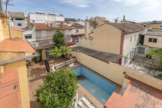 CHALET ADOSADO EN OGIJARES ( GRANADA) — 40