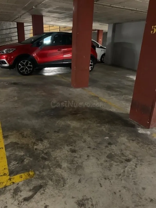 PLAZA DE APARCAMIENTO CÉNTRICA EN VENTA - foto 2