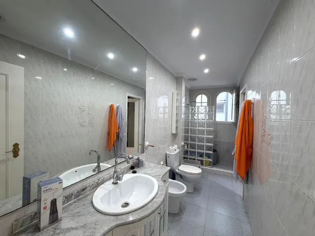Se vende piso céntrico en Elche — 12
