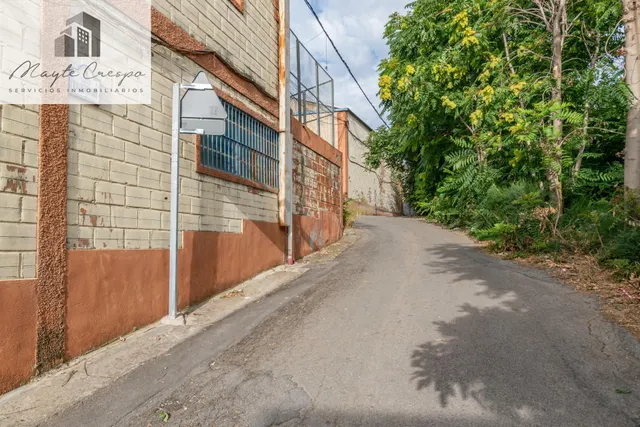 NAVE INDUSTRIAL DE 240M2 EN JUN-GRANADA — 32