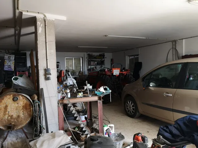 Urbis te ofrece un espectacular terreno con chalet en venta en Ciudad Rodrigo, Salamanca. — 46